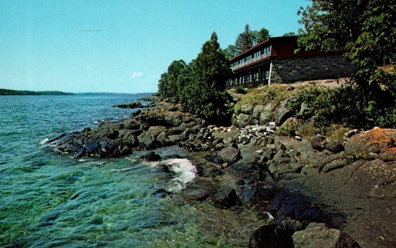 Rock Harbor Lodge - Vintage Postcard